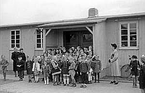 1950_einschulung schulbaracke_n_06